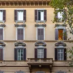Queens In Apartman
