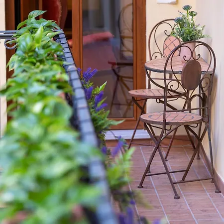 Queens In Apartamento Roma