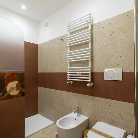 アパート Queens In